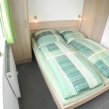 Ostseebrise 8 - *