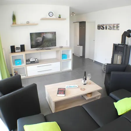 Ostseebrise 8 - *